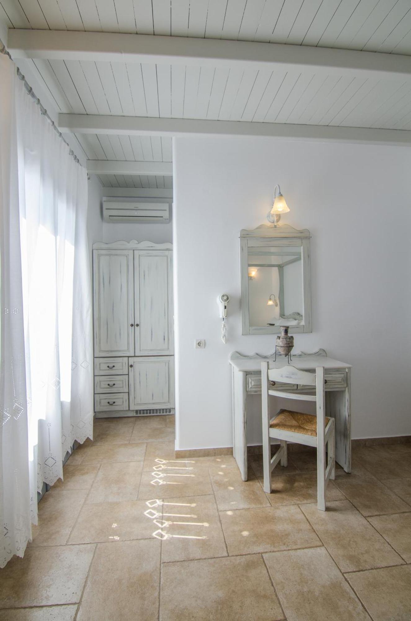 Hotel Katerina Mylopotas Bagian luar foto