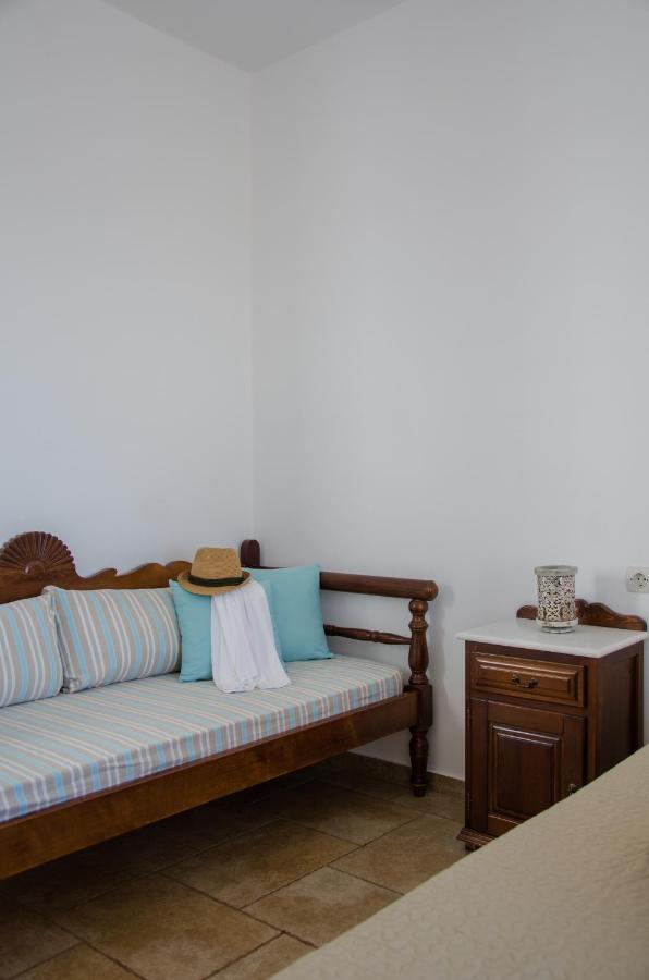 Hotel Katerina Mylopotas Bagian luar foto